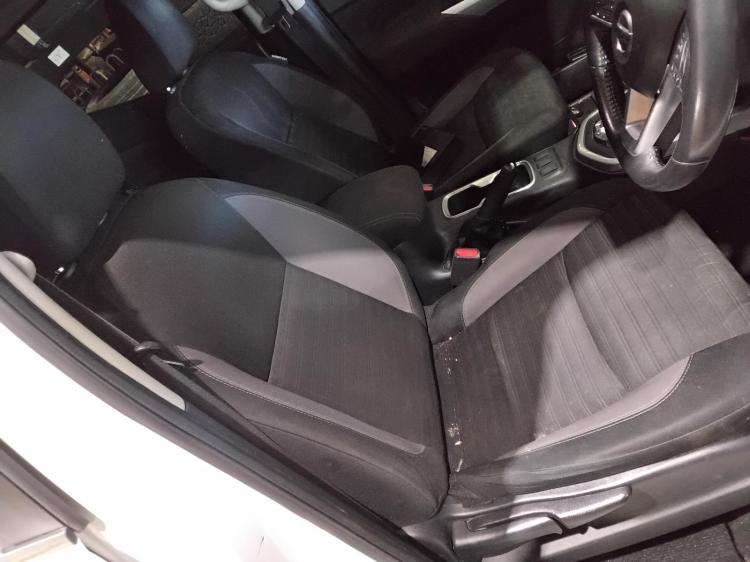 nissan Navara ST 4X4 Mar 2021 Parts & Wrecking