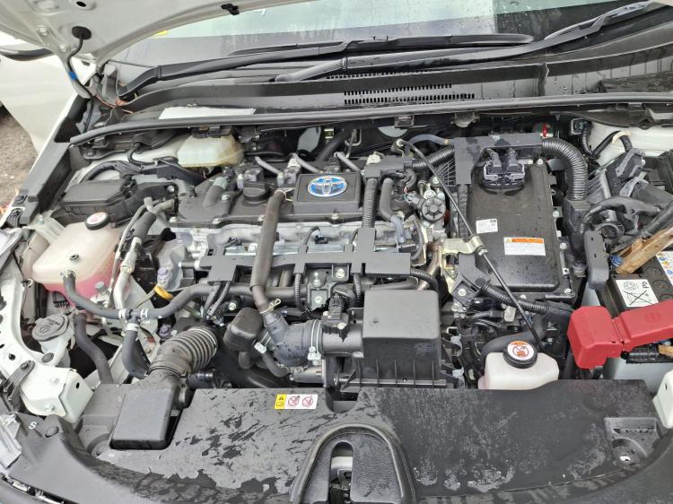 toyota Corolla ZWE211R Mar 2020 Parts & Wrecking