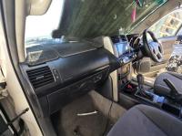 2010 Toyota Prado GRJ150R GLX image 7