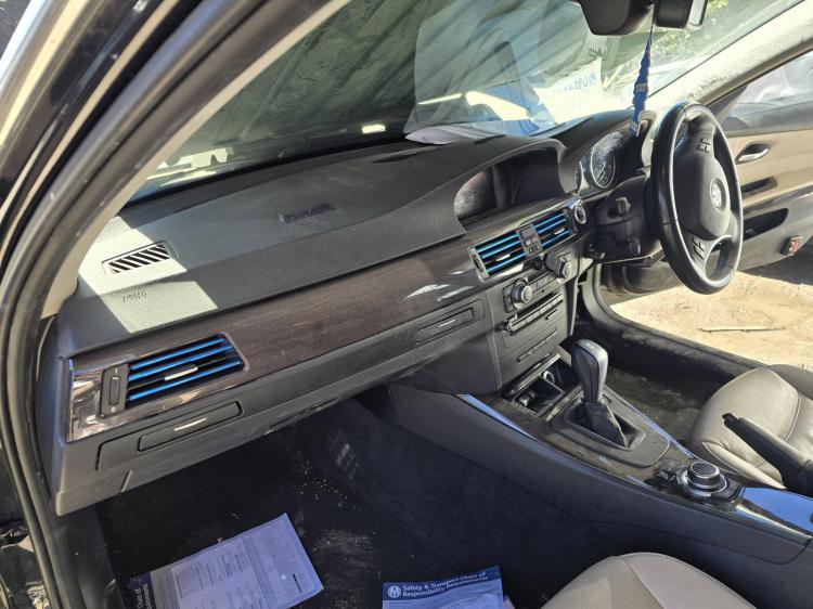 bmw 3 Series E90 320D LIFESTYLE May 2010 Parts & Wrecking