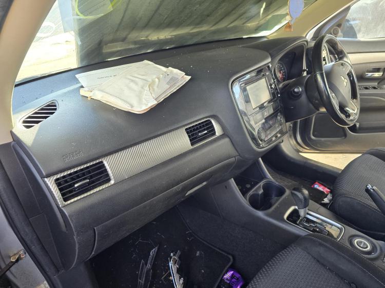mitsubishi Outlander ZK LS Mar 2016 Parts & Wrecking