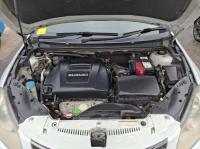 2010 Suzuki Kizashi FR image 7