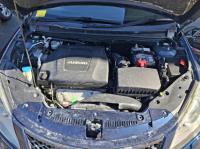 2010 Suzuki Kizashi FR image 7
