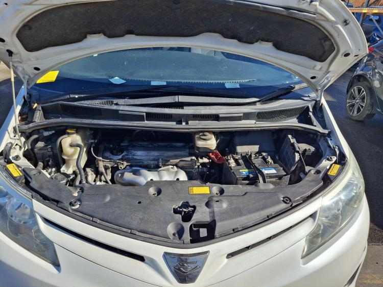 toyota Tarago Nov 2011 Parts & Wrecking