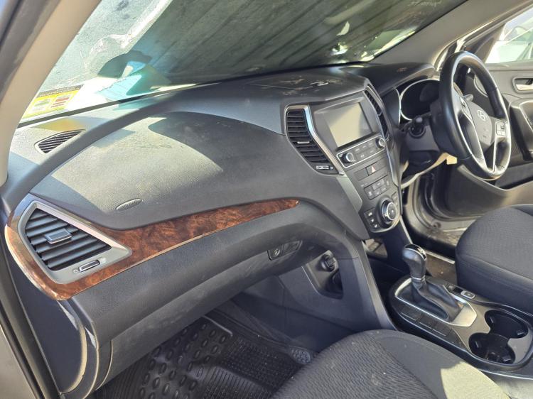 hyundai Santa Fe DM ACTIVE Oct 2017 Parts & Wrecking