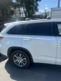 2015 Toyota Kluger image 7