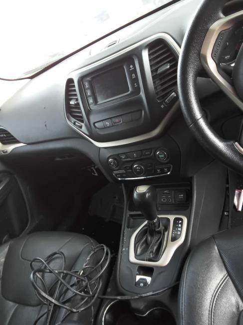 jeep Cherokee SPORT May 2014 Parts & Wrecking