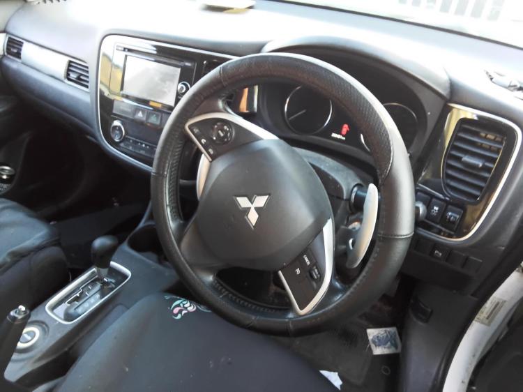 mitsubishi Outlander LS Jun 2013 Parts & Wrecking