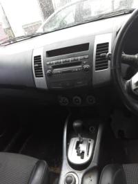 2010 Mitsubishi Outlander RX image 7