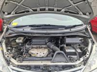 2003 Toyota Estima image 7