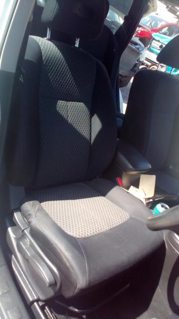 nissan X Trail ST Nov 2007 Parts & Wrecking