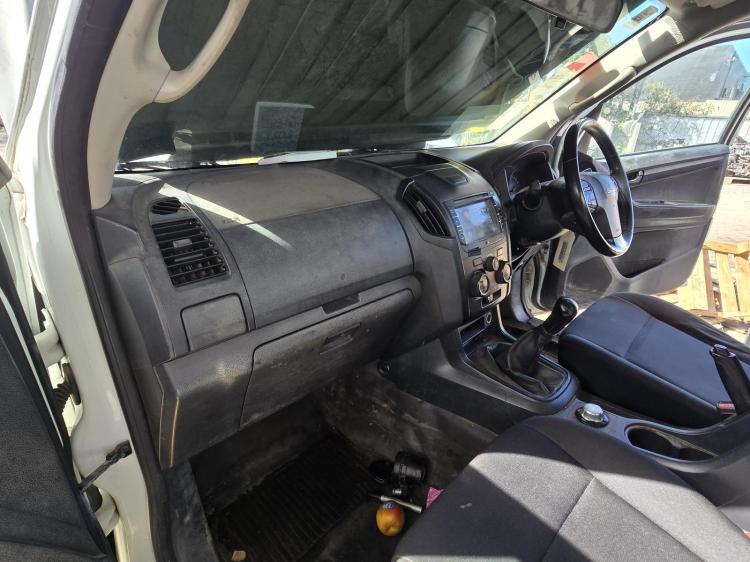 isuzu D Max RC SX Apr 2018 Parts & Wrecking