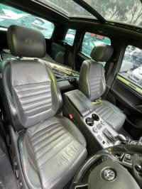 2016 Volkswagen Touareg 7P image 7