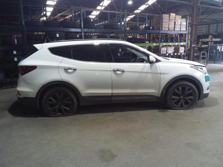 hyundai Santa Fe Dec 2017 Parts & Wrecking
