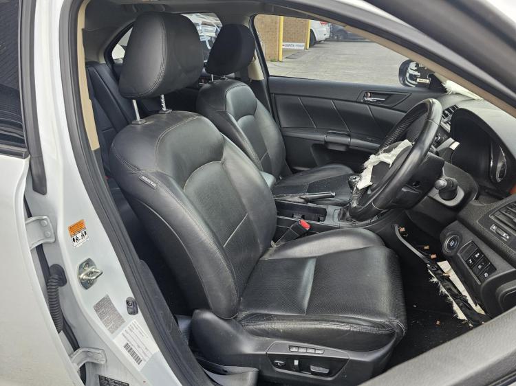 suzuki Kizashi FR PRESTIGE Jan 2012 Parts & Wrecking