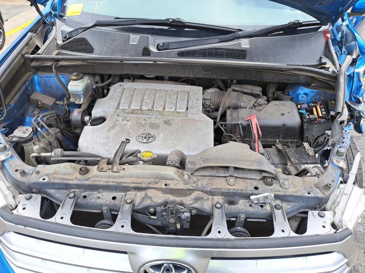 toyota Kluger GSU40R Nov 2013 Parts & Wrecking