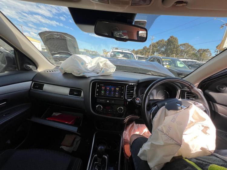 mitsubishi Outlander ZK-ZL Oct 2018 Parts & Wrecking