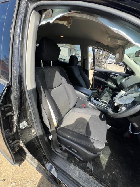 nissan Pathfinder R52 Dec 2018 Parts & Wrecking