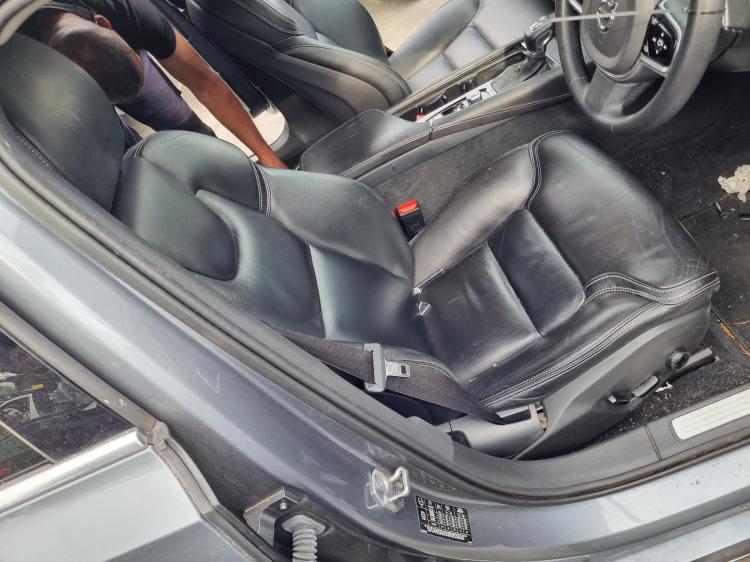 volvo S90 D4 MOMENTUM 2018 Parts & Wrecking