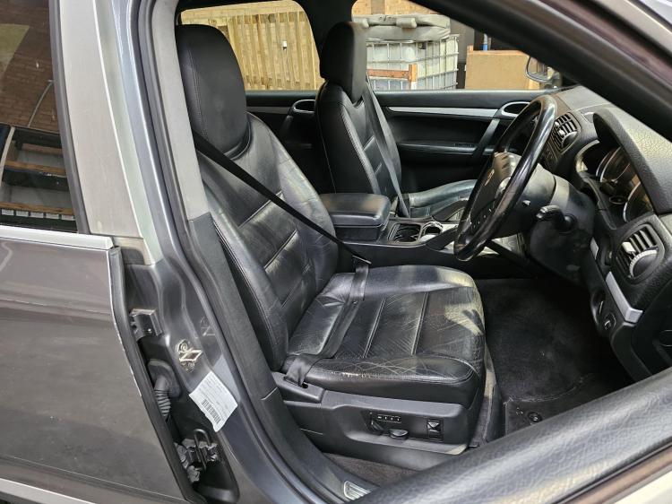 porsche Cayenne M48.00 V8 Jan 2004 Parts & Wrecking