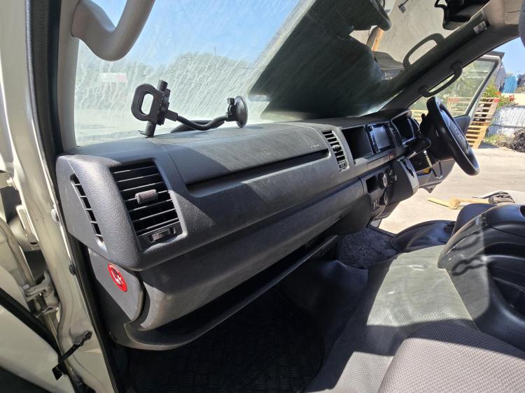 toyota Hiace TRH SUPER LWB Dec 2017 Parts & Wrecking