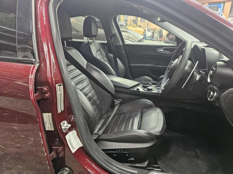 alfa romeo Giulia VELOCE Jan 2018 Parts & Wrecking