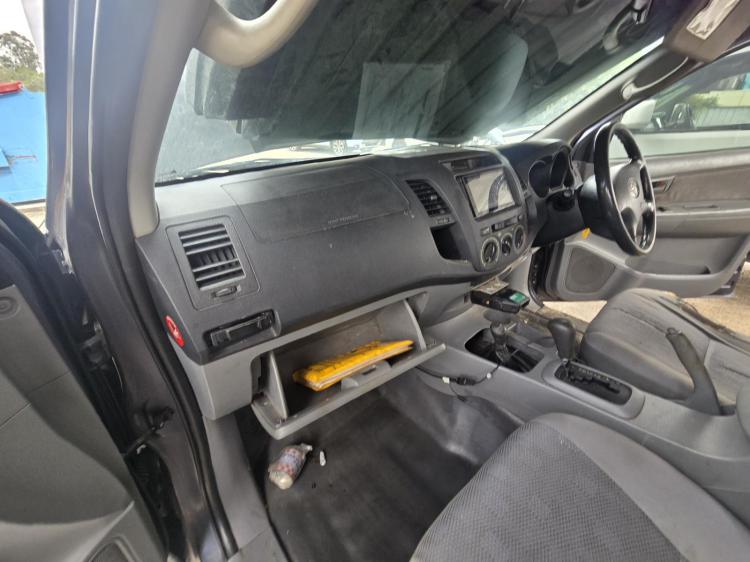 toyota Hilux KUN26R SR Apr 2009 Parts & Wrecking