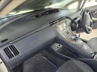 Toyota Prius ZVW30R HATCH image 7