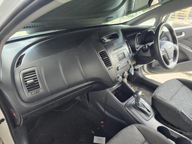 kia Cerato YD S Feb 2014 Parts & Wrecking