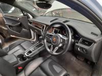 2014 Porsche Macan S 3.0DT CTBA AUTO 7SPD AWD image 7