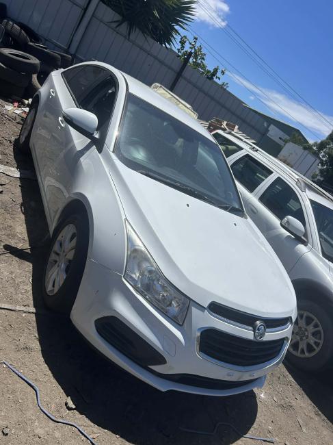 holden Cruze Equipe 2015 Parts & Wrecking