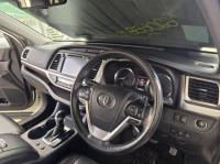 2014 Toyota Kluger GSU55R GRANDE image 7