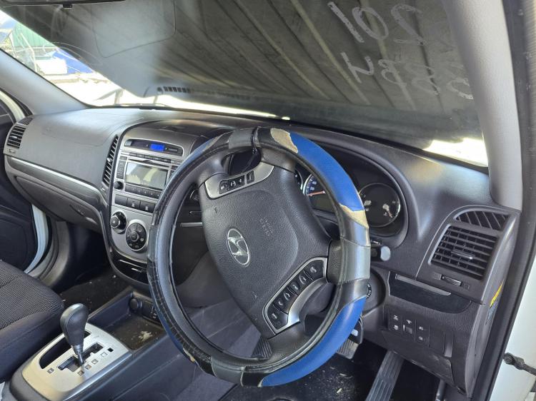 hyundai Santa Fe CM SLX May 2010 Parts & Wrecking