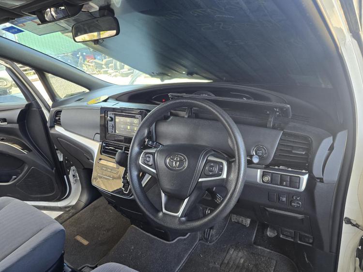 toyota Tarago ACR50R GLI Sep 2016 Parts & Wrecking