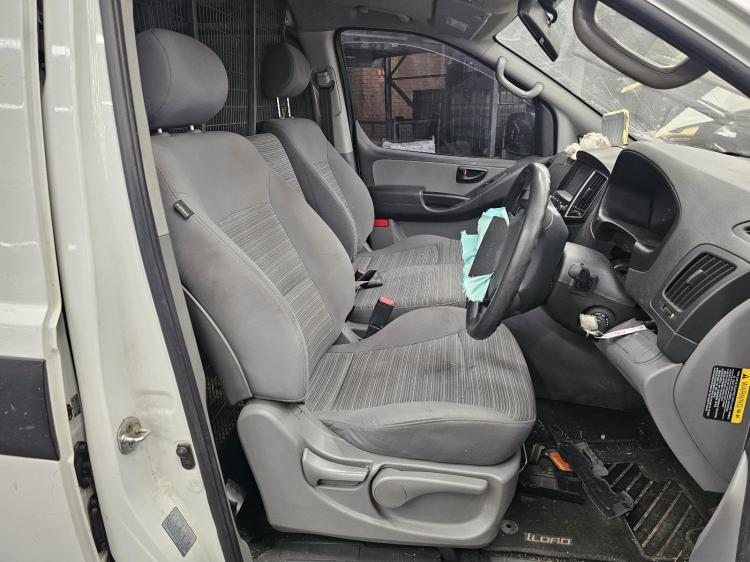 hyundai Iload 2.5DT D4CB AUTO 5SPD RWD TQ3 3S TWING SWING Jun 2017 Parts & Wrecking