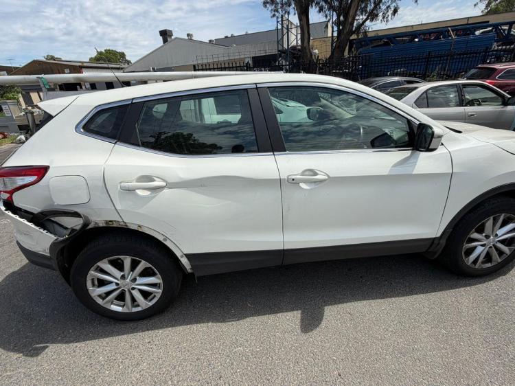 nissan Qashqai 2018 Parts & Wrecking