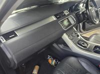 2016 Land Rover Range Rover Evoque L538 TD4 150 SE image 7