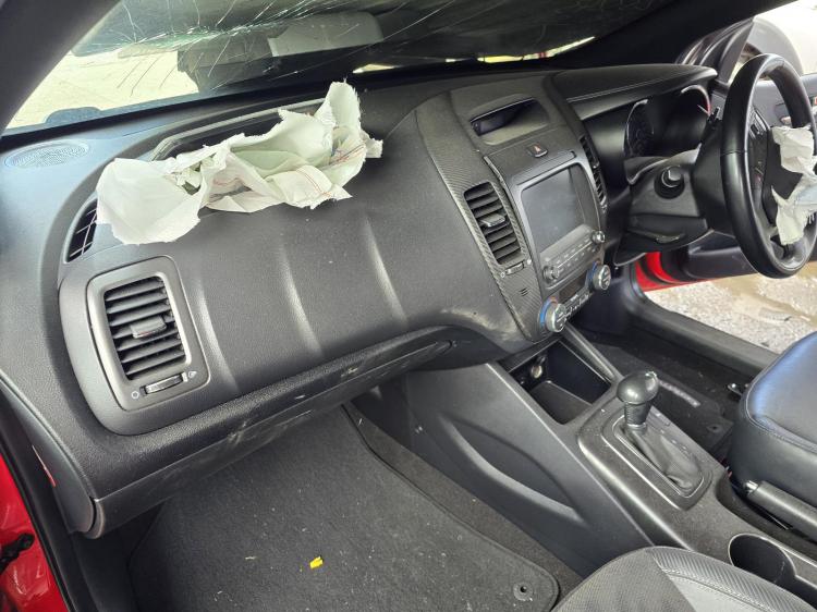 kia Cerato YD COUPE TURBO Mar 2014 Parts & Wrecking