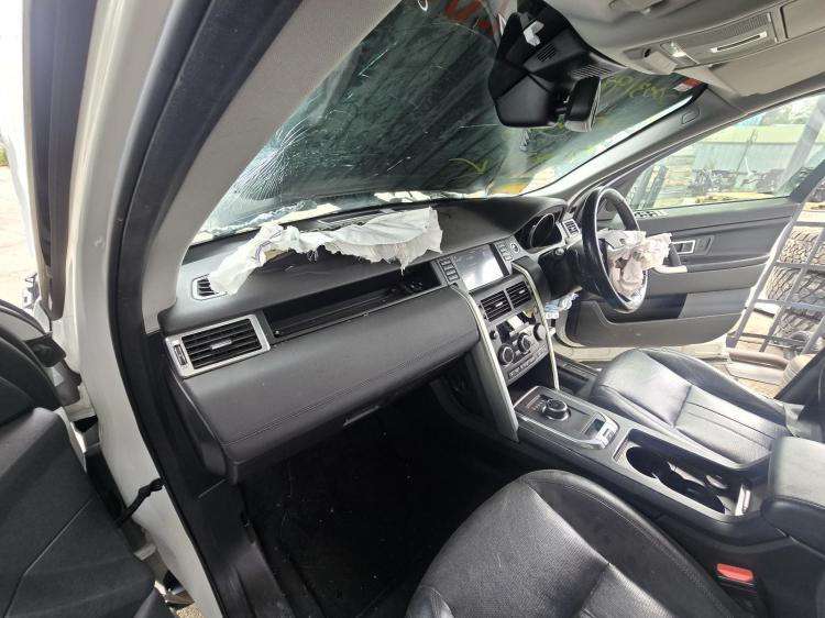 land rover Discovery Sport L550 TD4 150 SE Jun 2017 Parts & Wrecking