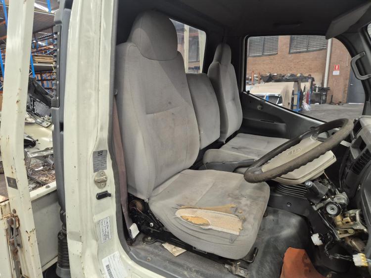 foton Aumark 2.8DT ISF MAN 5SPD RWD TABLE TOP SPRING Feb 2014 Parts & Wrecking