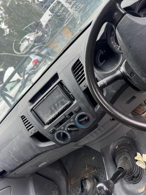 toyota Hilux 2006 Parts & Wrecking