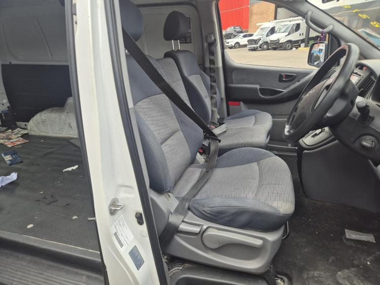 hyundai Iload ILOAD 2.5DT D4CB PLASTIC INTAKE 5 SPEED AUTO RWD Dec 2014 Parts & Wrecking