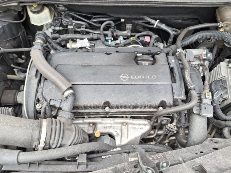 holden Astra PJ May 2013 Parts & Wrecking