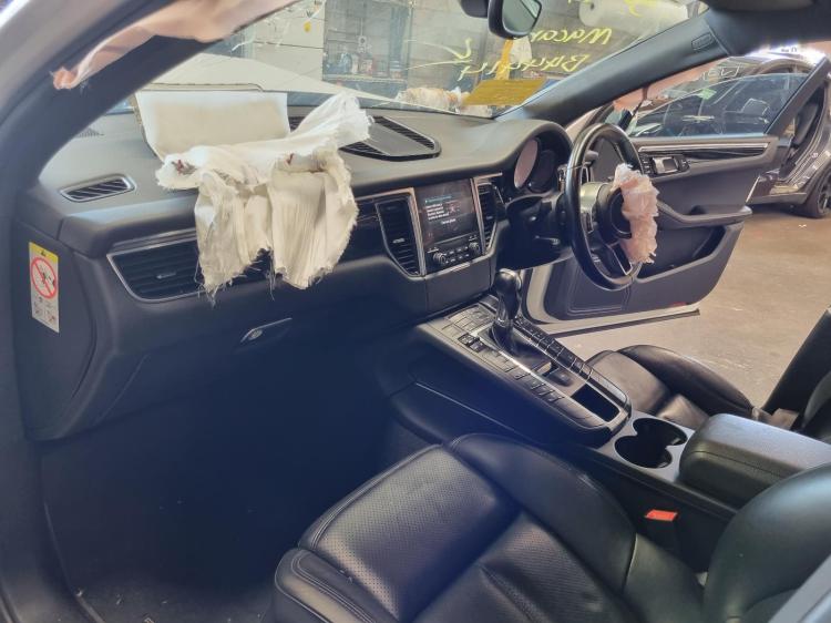 porsche Macan  S Diesel 95b S DIESEL 95B 2018 Parts & Wrecking