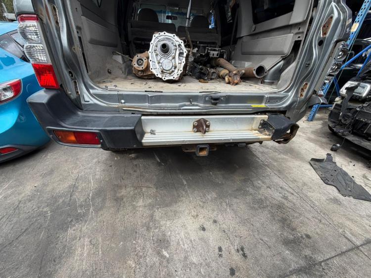 nissan Patrol 2004 Parts & Wrecking