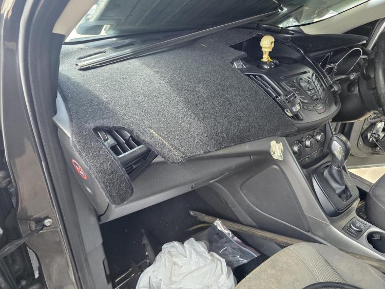 ford Kuga TF AMBIENTE May 2015 Parts & Wrecking