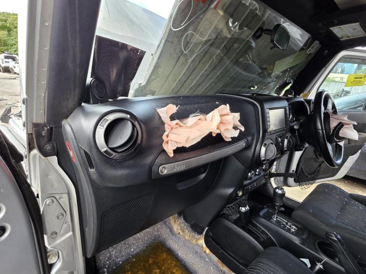 jeep Wrangler JK UNLIMITED SPORT Apr 2011 Parts & Wrecking