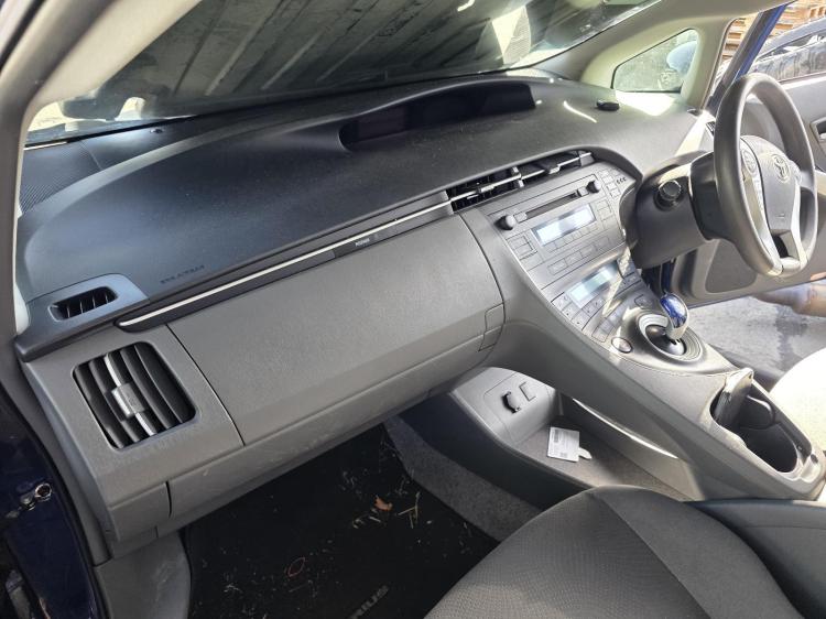 toyota Prius ZVW30R HATCH Oct 2011 Parts & Wrecking