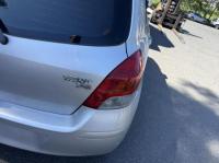 2011 Toyota Yaris image 7