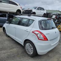 2015 Suzuki Swift FZ image 7